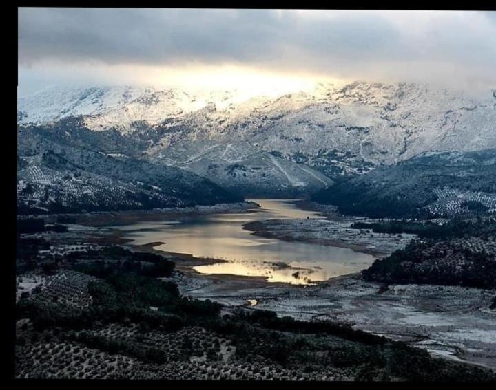 Alojamiento Rural El Penon De オルノス エクステリア 写真